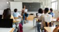 Attention, parents et élèves : une proposition est déposée pour rendre obligatoires les classes de 10e et 11e années en Colombie