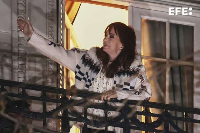 Ils ordonnent l'avancée de l'embargo sur les avoirs de Cristina Fernández en Argentine