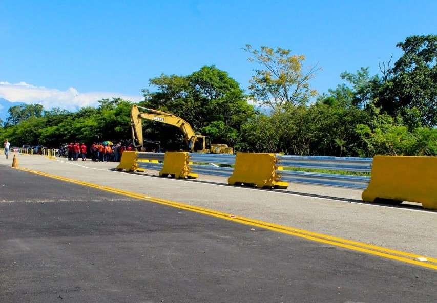 Ils réhabilitent une section de l'avenue La Ribereña à Barinas après les pluies
