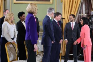 Le Président (E) signe des accords pour la production et l&rsquo;exportation de gaz