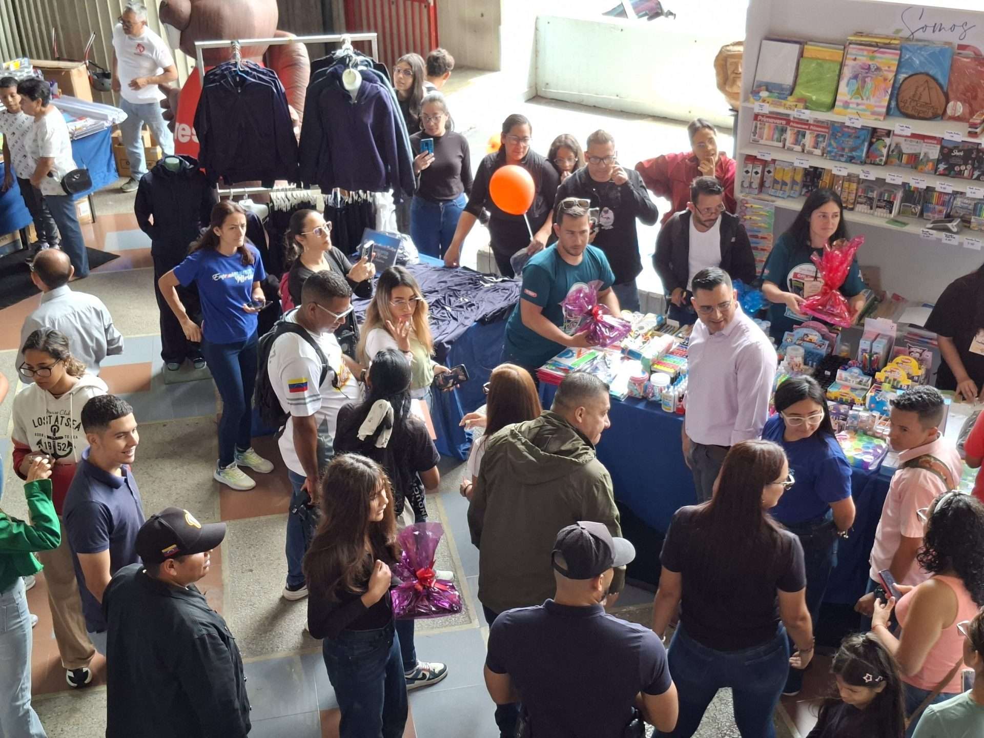 La Foire scolaire 2026 de Mérida propose les produits de plus de 20 exposants dans la zone commerciale