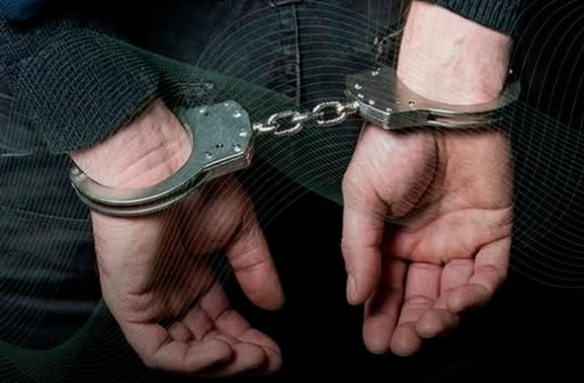 Des parents ivres laissent leur fils boire du diesel