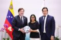 La Présidente Delcy Rodríguez a tenu une réunion avec les plus hautes autorités de la Conmebol et de la FVF