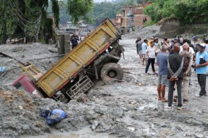 Le Népal porte le bilan à 669 morts en raison des inondations qui font déjà près de 3 000 disparus