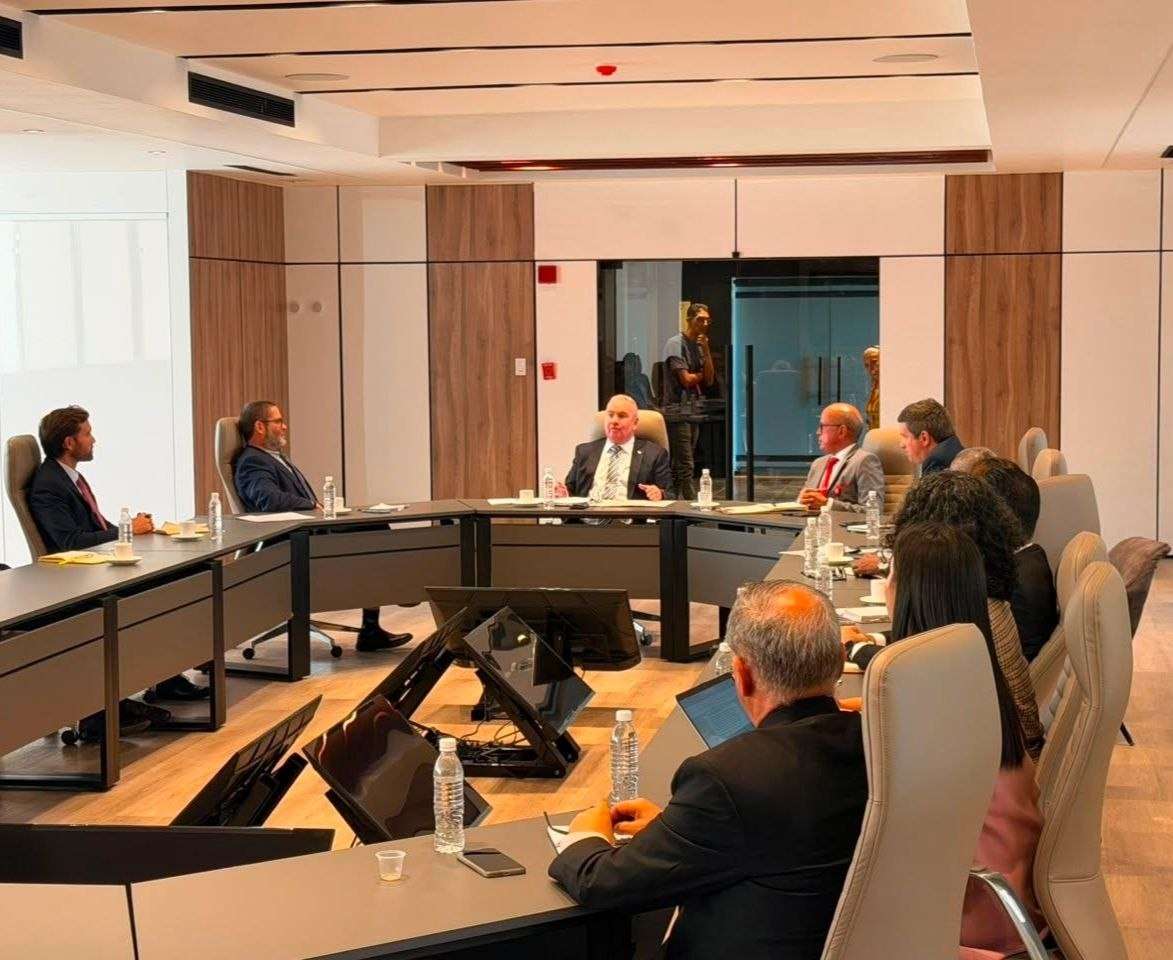 Le ministère des Affaires étrangères et le ministère des Hydrocarbures coordonnent avec Shell la phase d'exécution du projet Dragon
