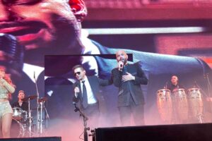 Los Omares célèbrent la première du clip de « Vida » du Poliedro de Caracas