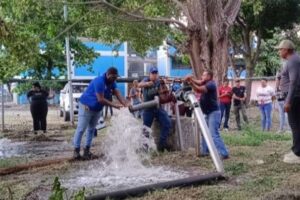 Plus de 680 familles de Maracay rétablissent le service d&rsquo;eau potable