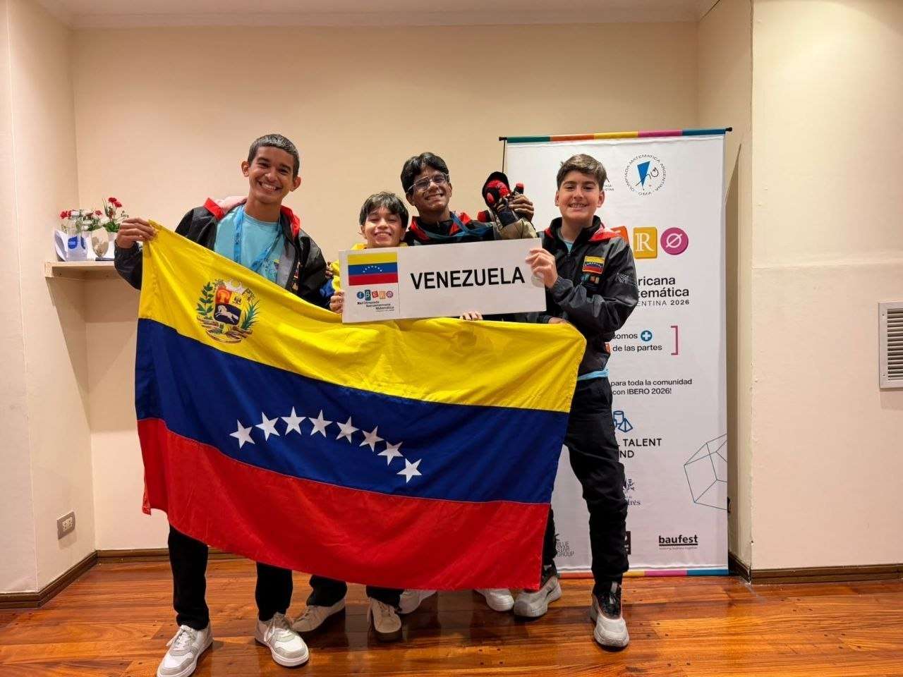 Les jeunes Vénézuéliens se démarquent à la XLIe Olympiade ibéro-américaine de mathématiques en Argentine