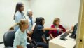 Les centres surveillent la qualité des médicaments