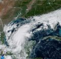 L&rsquo;ouragan Isaías se renforce à l&rsquo;approche du sud des États-Unis