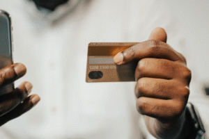 Moins cher ne signifie pas toujours plus lent : mythes sur les coûts de transfert