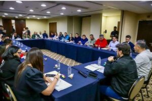 Monagas et Anzoátegui promeuvent une alliance dans le secteur des hydrocarbures